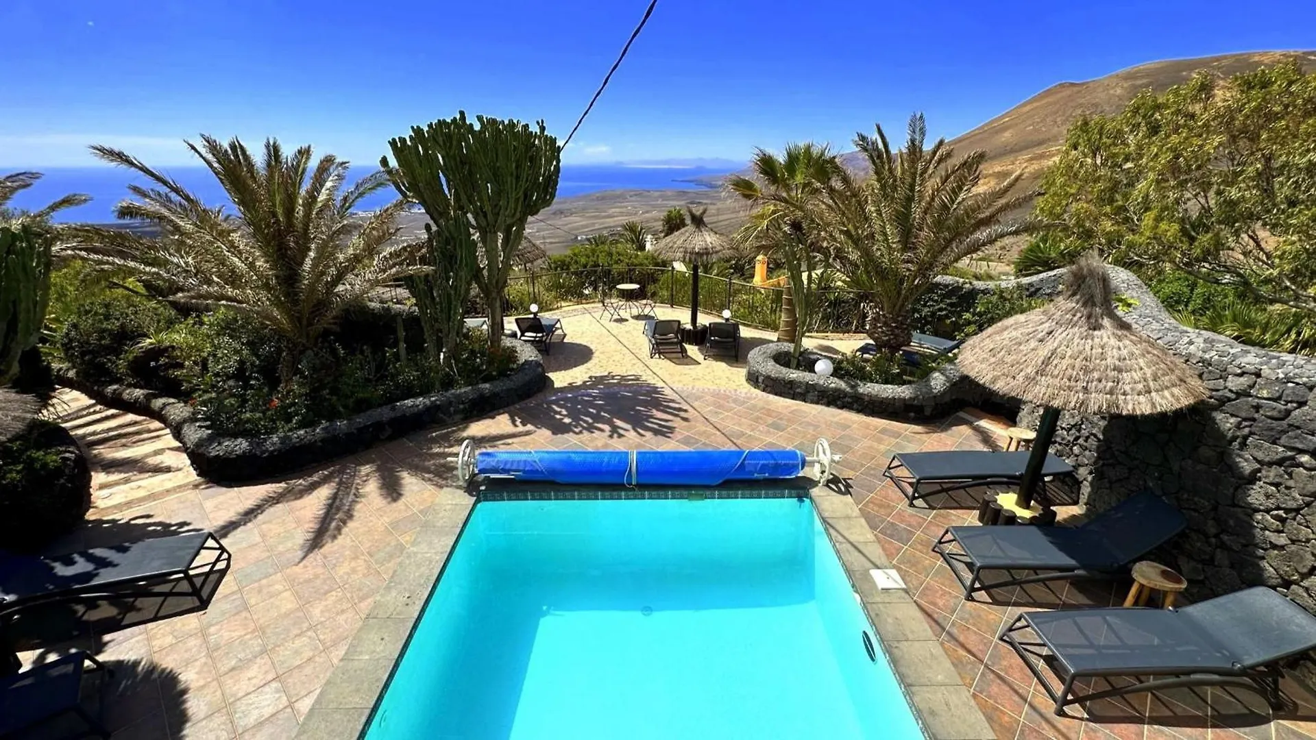 Holiday home Cora - Beheizter Pool, Sauna, Traumhafter Meerblick, Billiard, Tischtennis, Sehr Ruhig Tias Spain